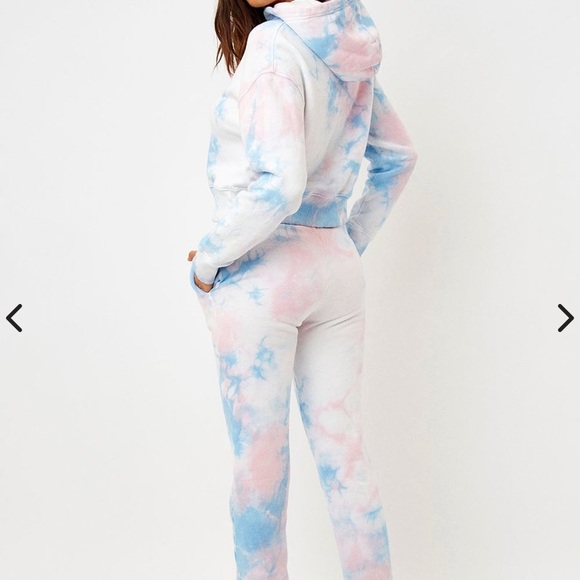 FRANKIE’S BIKINIS Set - Sweatsuit in Tie Dye - Picture 6 of 6